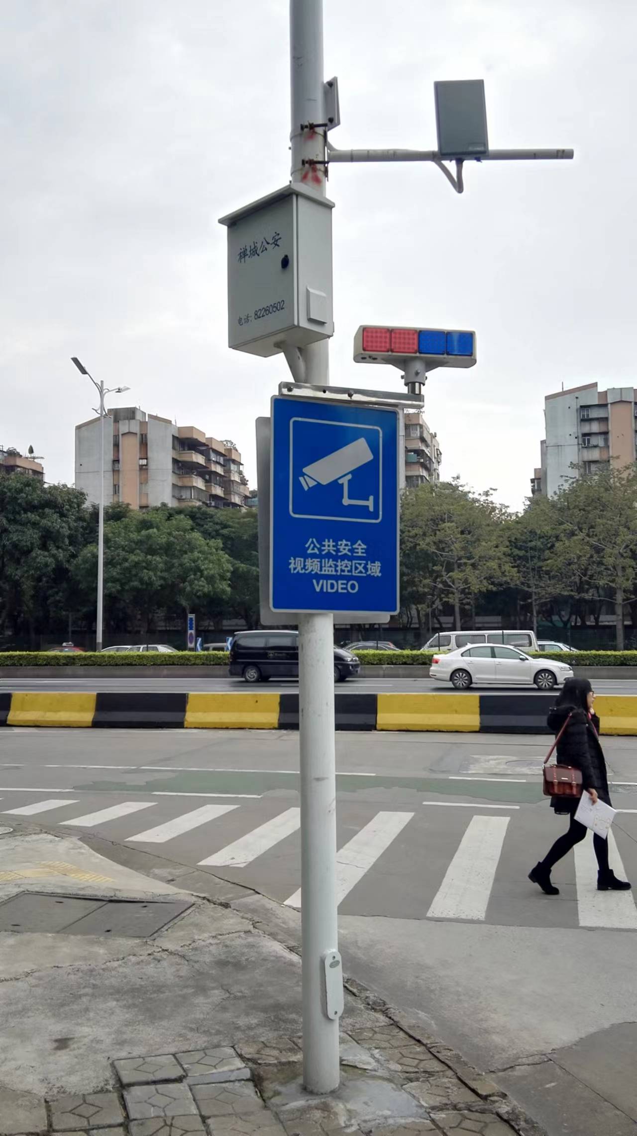 深圳龍崗、佛山禪城等多地太陽能爆閃燈上崗！